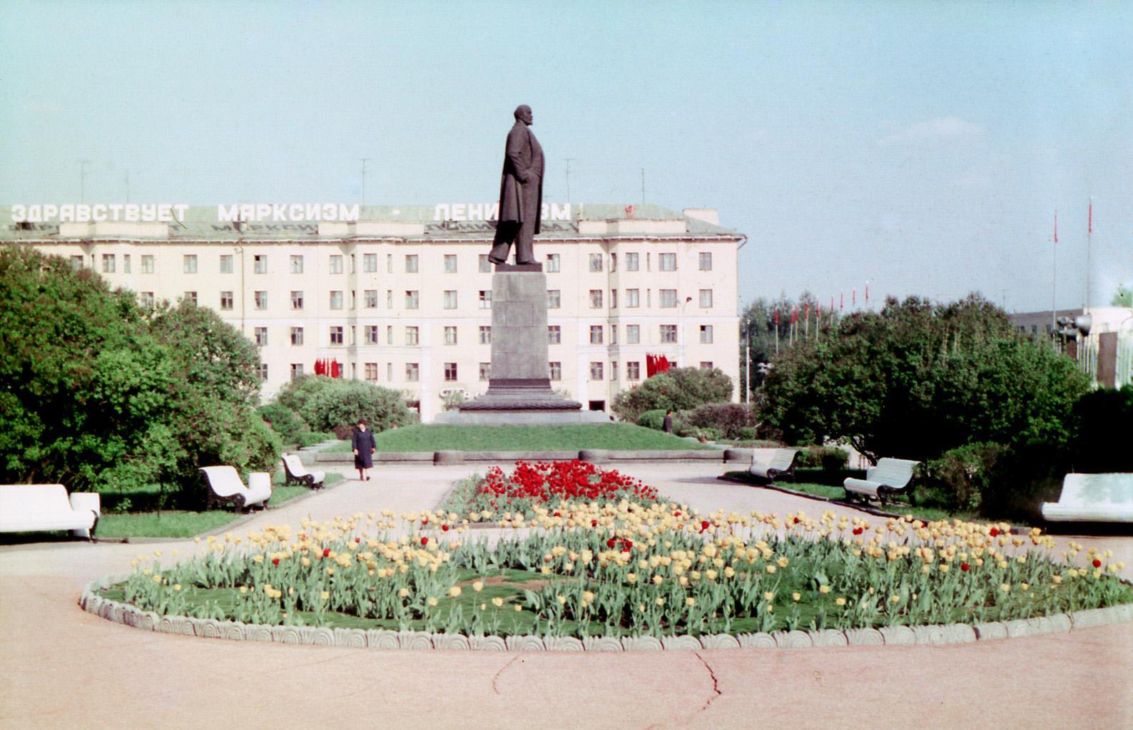 Советская площадь картинки