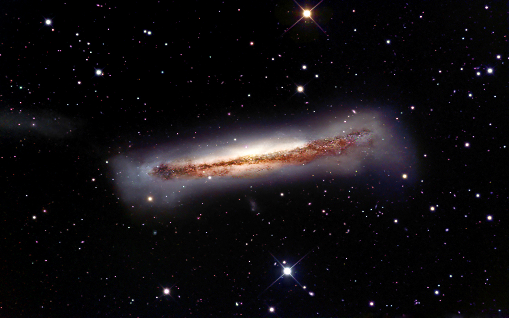 Спиральная Галактика NGC 3628